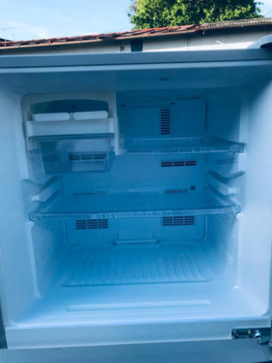 697番 シャープ✨ノンフロン冷凍冷蔵庫✨SJ-23Y-S‼️