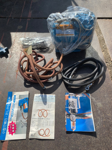 エアコンプレッサー　100V