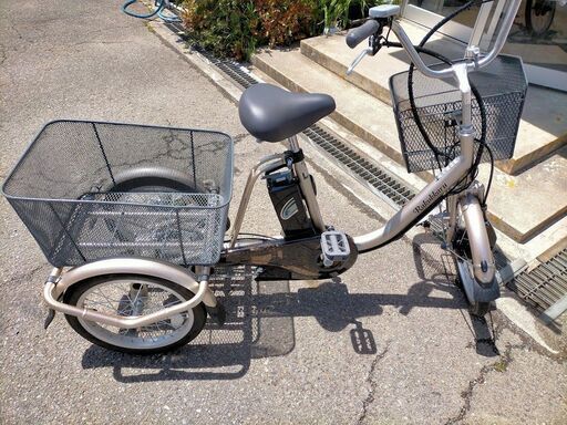 BRIDGESTONE 電動アシスト三輪車 ラクっとワゴン 2025年‼️モデル 電動