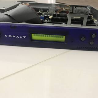 【ジャンク扱い】cobalt raq4サーバー機