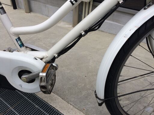 地域限定送料無料　ブリヂストン　ハイディビー　HYDEE　バッテリー新品　子供乗せ　白　ギュット　ラフィーニ　神戸市　電動自転車