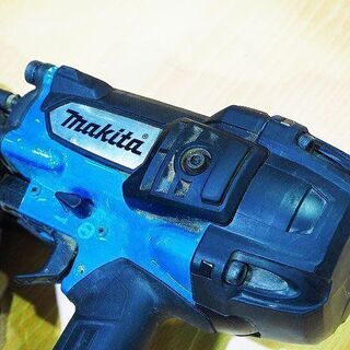 苫小牧バナナ】マキタ/makita 90mm 高圧 エア釘打ち機 エアダスタ付き