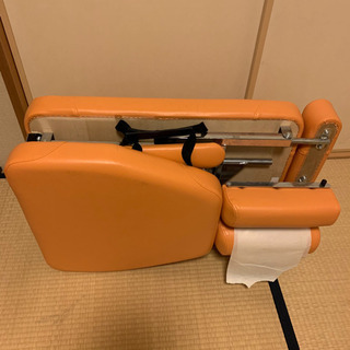 お取り引き先が決まりました)整体ベッド