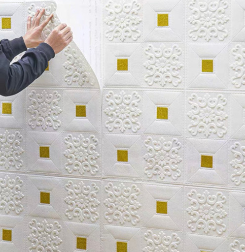 在庫0枚 壁紙クッションシート ホワイト 金3d立体花紋 70cm 70cm 大判 壁や天井両方使えます Saya 川口のその他の中古あげます 譲ります ジモティーで不用品の処分