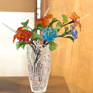 【ネット決済】ガラス製の花と花瓶のセット