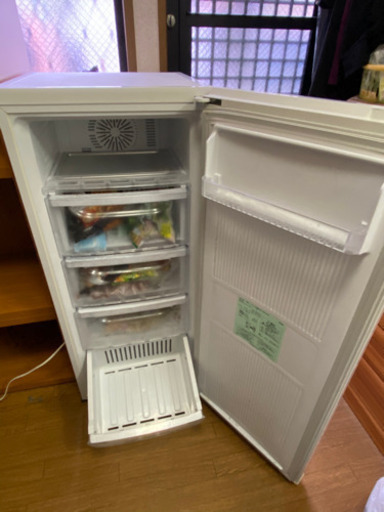 三菱製　ノンフロン冷凍庫　良く冷えます