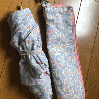 折り畳み傘(ケース付き)定価3000円ほど　※訳あり
