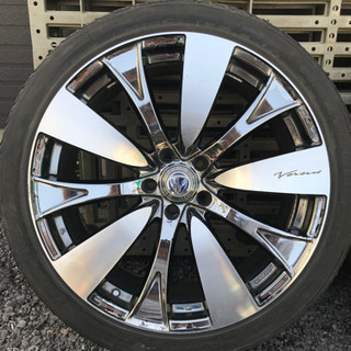 RAYS VERSUS ｽﾄﾗﾃｼﾞｰｱ ｽｸｰﾄﾞ 20×8.5j +28 114.3 5H おまけタイヤ付き