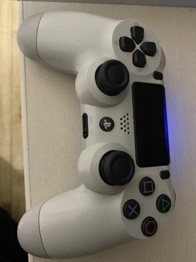 掲載残り2週間】PS4 500GB CUH-2000AB02 グレイシャーホワイト 純正