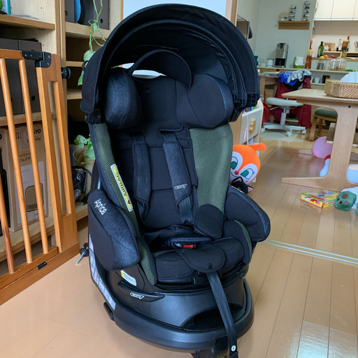 フラディア グロウ ISOFIX