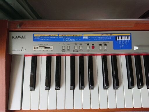 デジタルピアノ一万円で譲ります