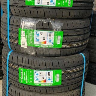 🌞215/35ZR19⭐新品未使用！交換費用込み！アジアン製オールシーズンタイヤ入荷しました🌞