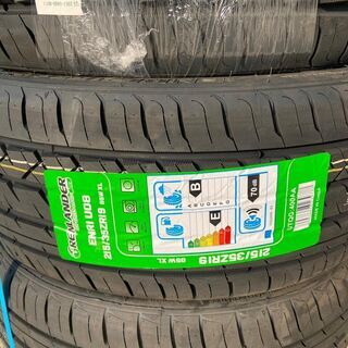 🌞215/35ZR19⭐新品未使用！交換費用込み！アジアン製オールシーズンタイヤ入荷しました🌞