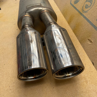 30プリウスガナドールマフラー
