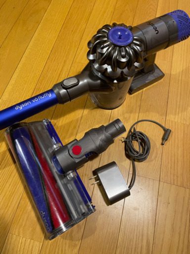 決定⭐︎dyson ダイソン　コードレスクリーナー　v6 fluffy sv09