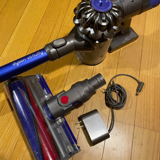 決定⭐︎dyson ダイソン　コードレスクリーナー　v6 fluffy sv09