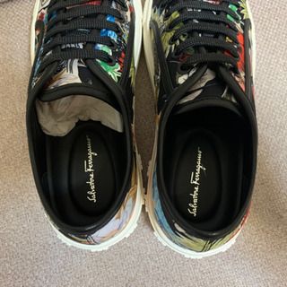 新品未使用【Ferragamo】レディース　スニーカー