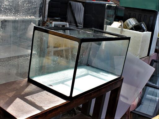 おしゃれデザイン９０ ４５ ４５ガラス水槽 アズファー 羽島市役所前のその他の中古あげます 譲ります ジモティーで不用品の処分