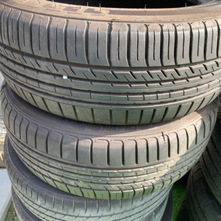 195/55R15 タイヤ 美品 バリ山【値下げ】