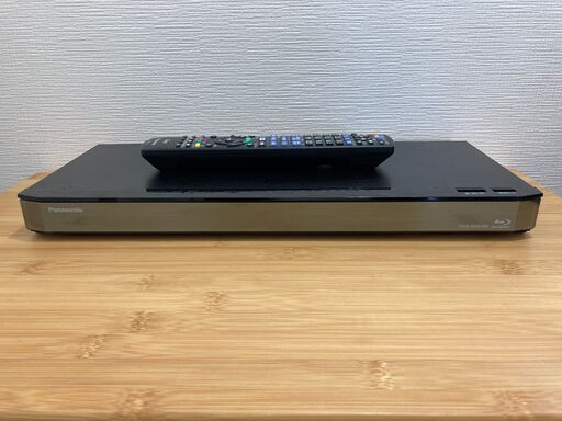 【受け渡し者決定】【Panasonic】HDD搭載ハイビジョンブルーレイディスクレコーダー　おまけ付き