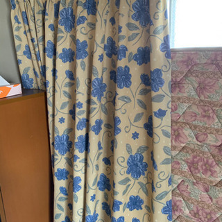 【ネット決済】カーテン　中古　遮光カーテンです。