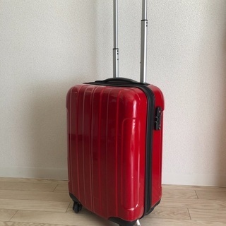 スーツケース　キャリーケース　赤