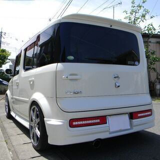 【値下げ】　Z11 キューブ エアロパーツセット