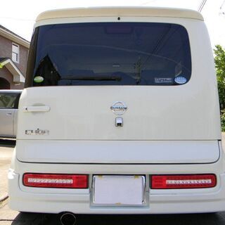 【値下げ】　Z11 キューブ エアロパーツセット