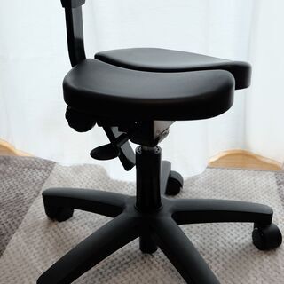 アーユルチェア オクトパス キャスター ayur chair 坐骨座り 姿勢矯正