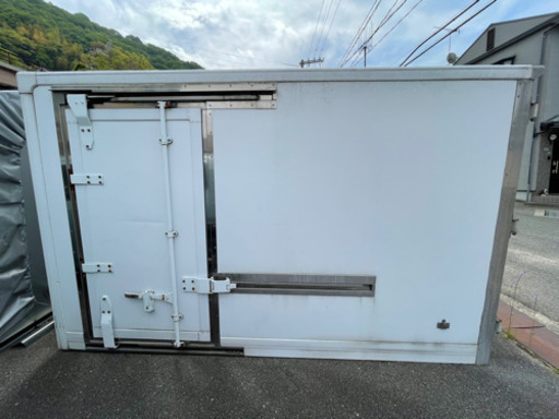 保冷車　2tコンテナ　サイドドア付き　ハーレー可 保冷車 2tコンテナ サイドドア付き ハーレー可 No.704 保冷バン 2t 車