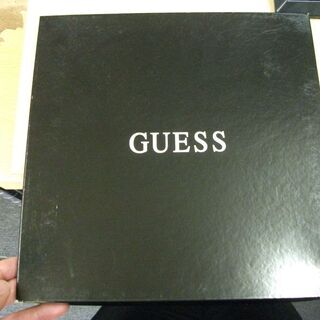 GUESS　ハンカチ　2枚 