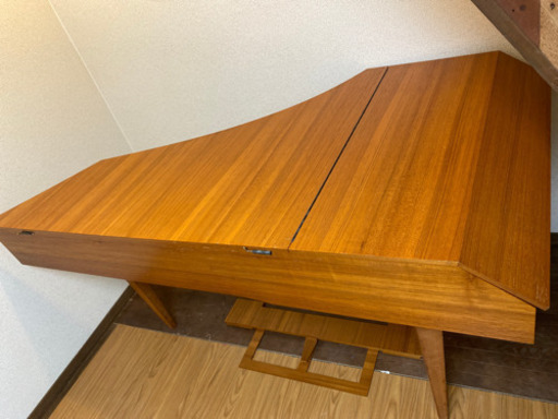 鍵盤楽器、ピアノ マニアックな楽器チェンバロです。