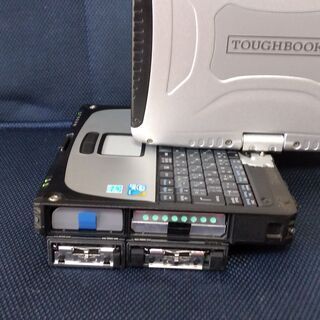ノートパソコン 珍品 Panasonic Toughbook cf19 重い、がっちり