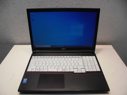 ノートPC【Win10】LIFEBOOK A574/MX i3-4000M メモリ4GB