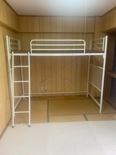 パイプベッド売ります。
