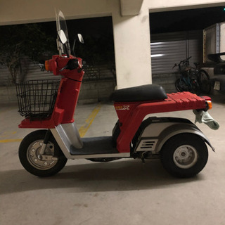 バッテリー交換必要です。キック一発始動します。