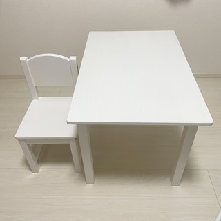 【ネット決済】再々値下げ　IKEA  子供用テーブル&チェア　S...