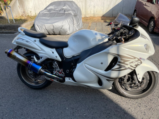 SUZUKI GSX1300R 隼