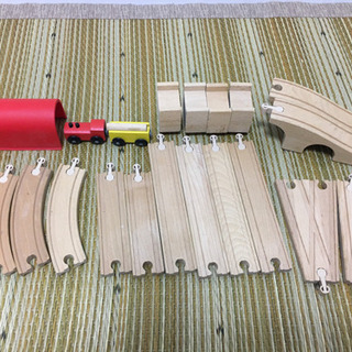 IKEA  木製レールと電車のセット