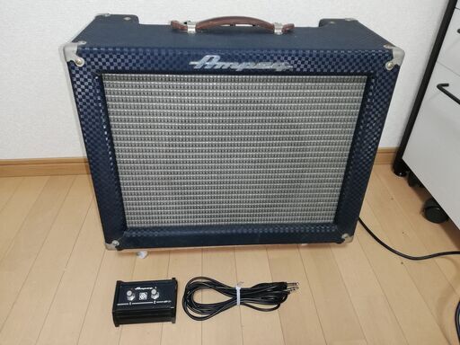 AMPEG　アンペグギター用　真空管アンプSJ-12T 　スーパージェット トレモロ／リバーブ搭載　フットスイッチ付き