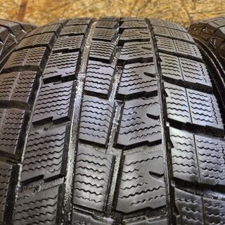 DUNLOP WINTER MAXX WM01 215/60R16 16インチ スタッドレス 4本 2018年製 バリ溝 エスティマ マークXジオ CX-3等　(MTE81) クレジットカード QR決済可能