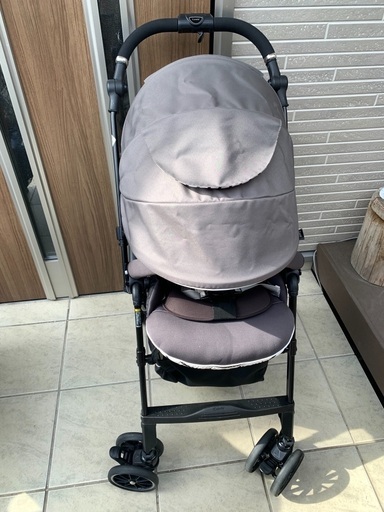 美品　コンビベビーカー