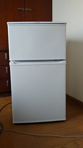 アイリスオーヤマ 冷蔵庫 90L 2ドア 右開き 温度調節6段階 省エネ 2018年製
