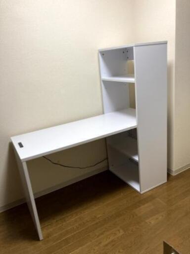 18日までの出品です❗IKEA 学習机　棚付き