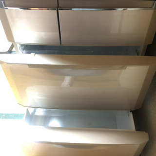 三菱電機 MITSUBISHI ELECTRIC MR-E62S-F [冷蔵庫（620L・フレンチドア