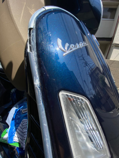 タンデムしたい方必見！低走行距離ベスパgts250ie ベスパ純正メット2個