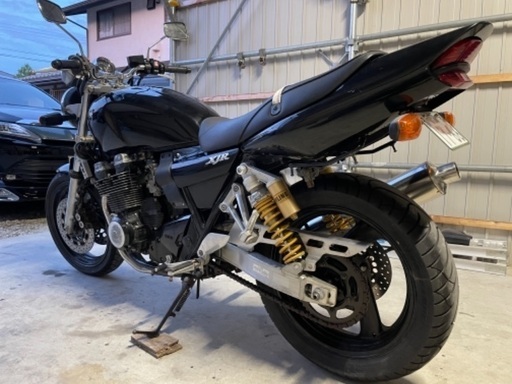 XJR400R  RH02J   走行4000キロ　車検2年
