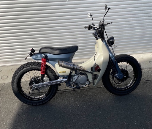 カブカスタム☆125cc ワイドホイール☆トラッカー