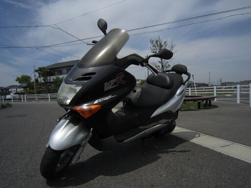 マジェスティ　125　キャブ車　走行２万キロ台　自賠責約２年　乗って帰れます。