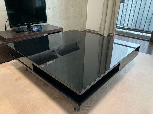 IKEAテーブルブラック　TOFTERYD トフテリード